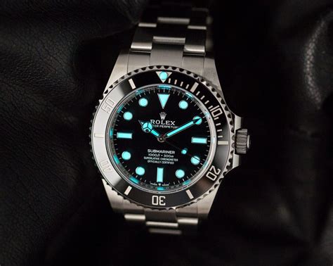 rolex chroma light vs lume light.